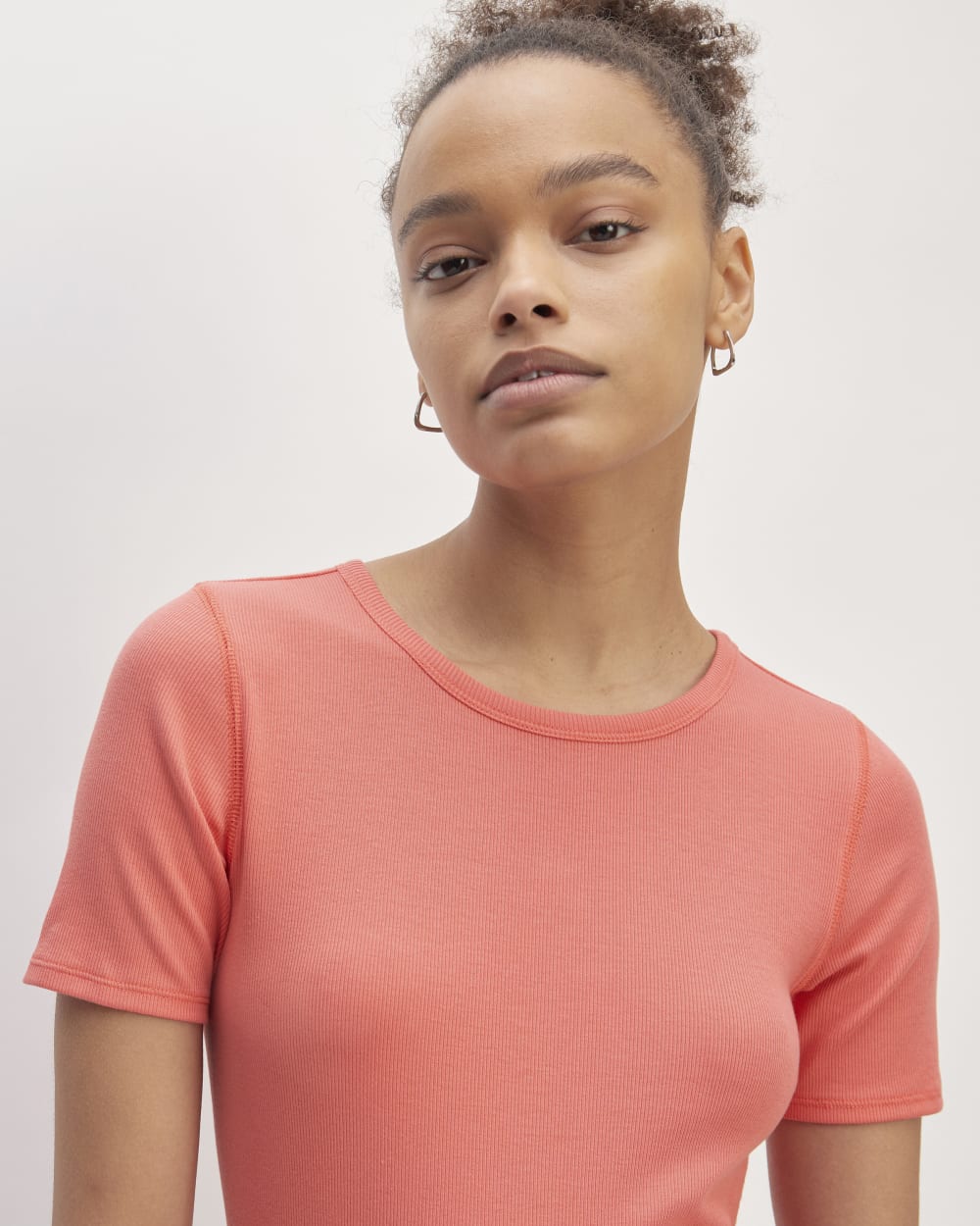 The Luxe Rib Crew in Coral — detail view