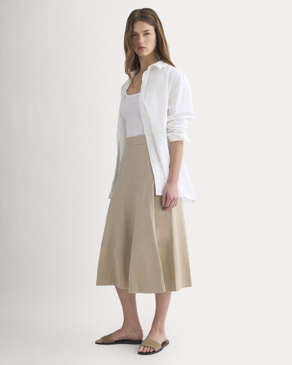 Seamed Midi Skirt in Trench Coat Khaki — detail view