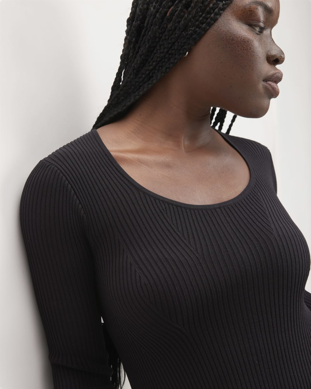 The Ribbed Scoopneck Dress in Black — detail view