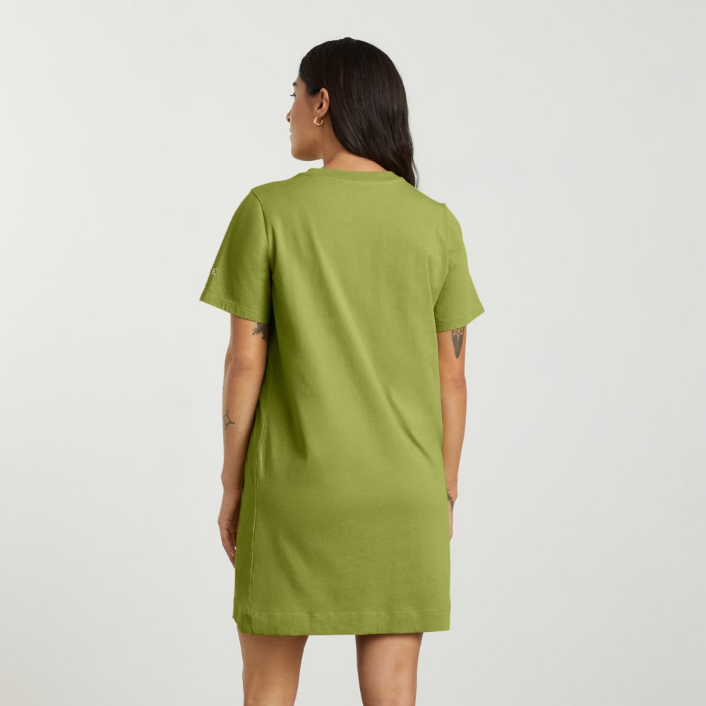 The Organic Cotton Weekend Tee Dress in Pepper — detail view