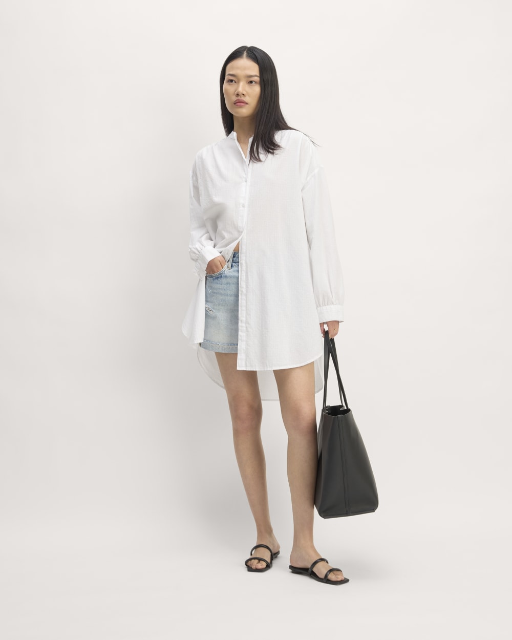 The Gauze Oversized Shirt in White — detail view