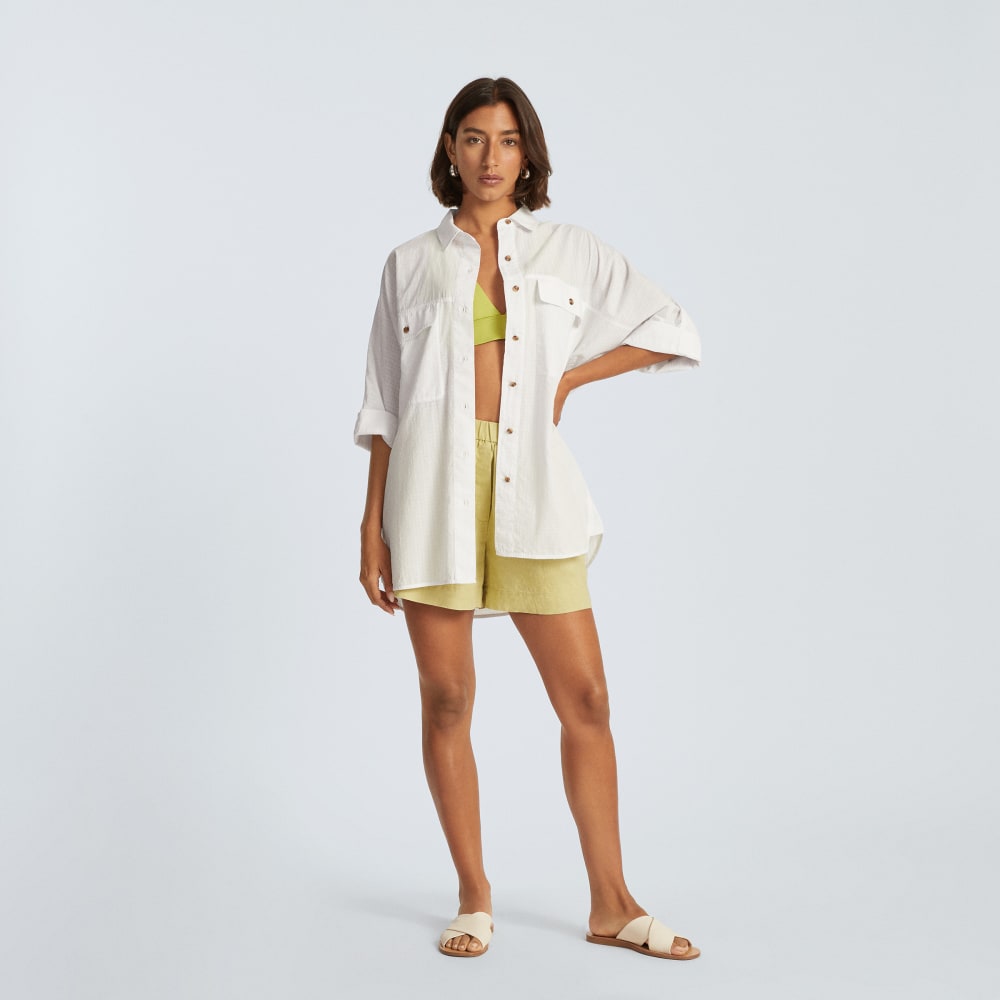 The Cotton Tourist Shirt in White — detail view