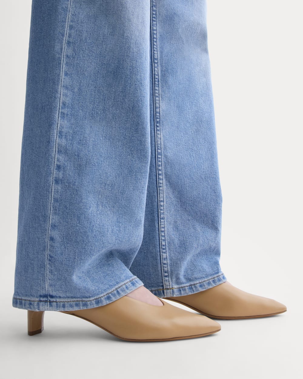 Made in Italy Almond-Toe Pump in Affogato — detail view