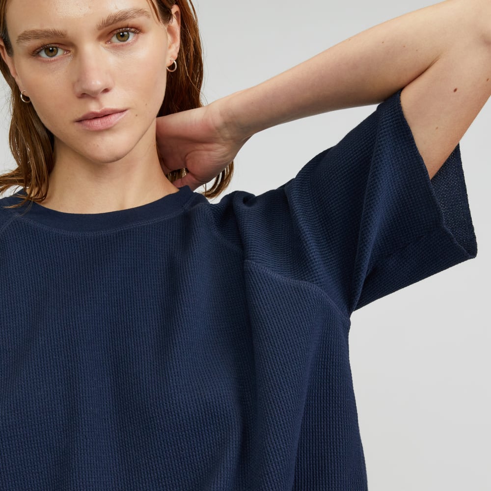 The Organic Cotton Waffle Raglan Tee in Navy — detail view