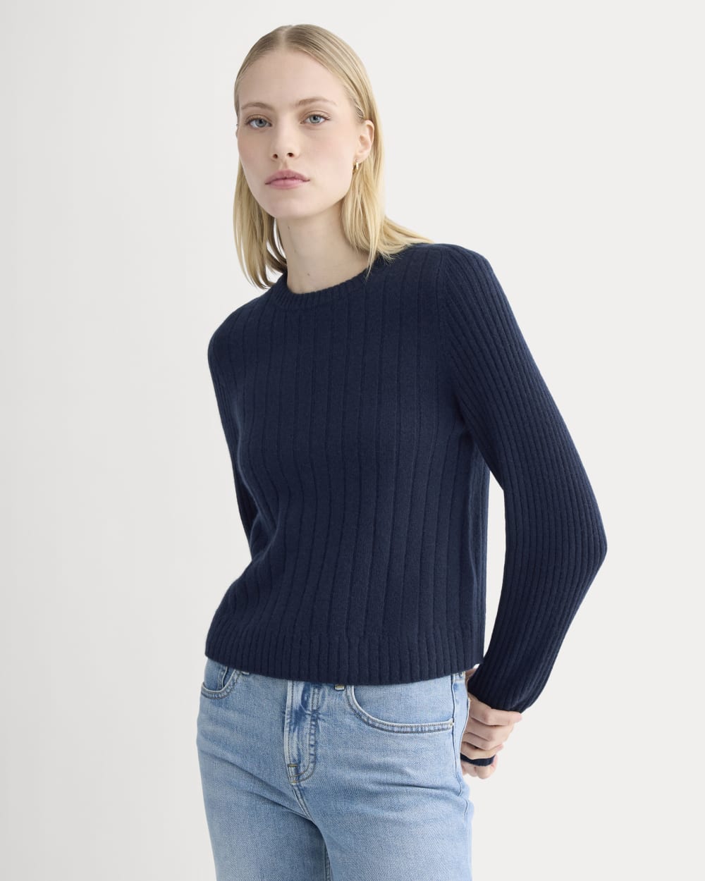 Mix Ribbed Crew in Cashmere in Navy — front view
