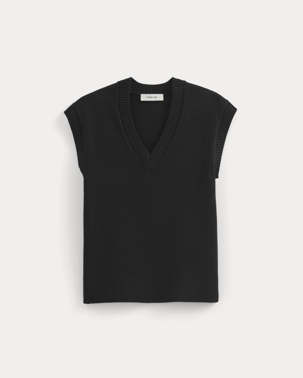 The Boxy Vest in Everyday Cotton in Black — alternate view