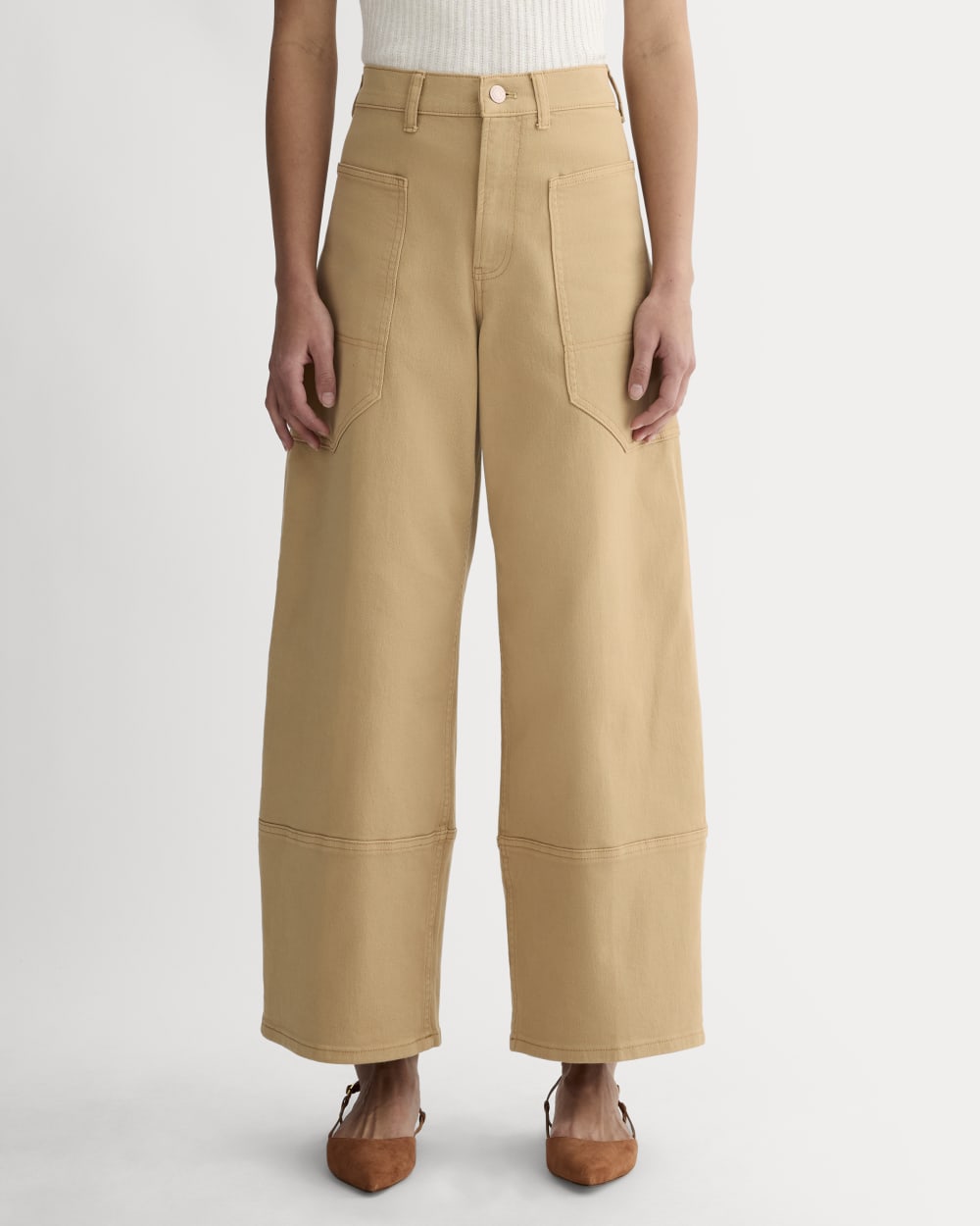 The Utility Gardener Pant in Classic Khaki — detail view