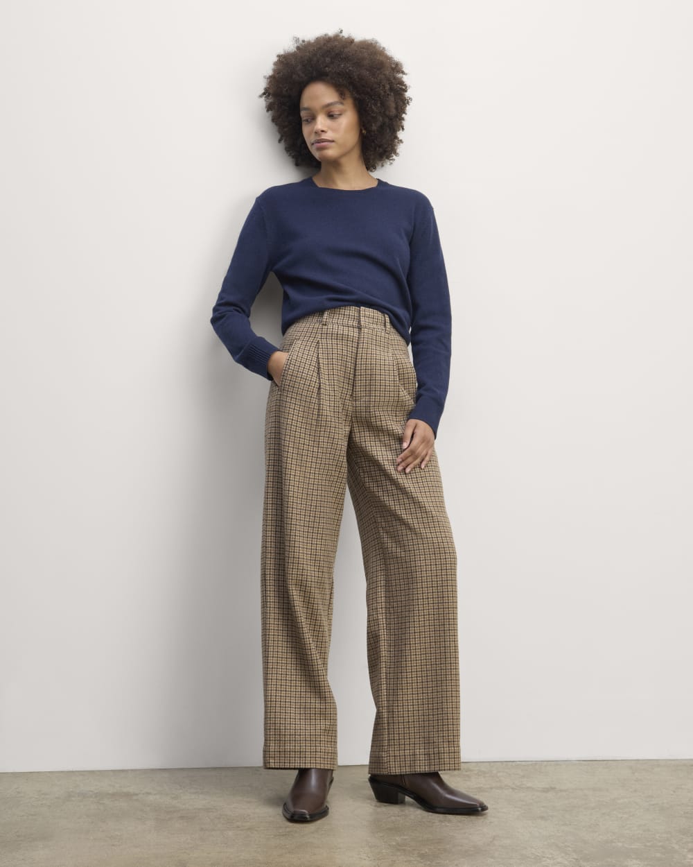The Draper Pant in Wool in Camel Houndstooth — front view