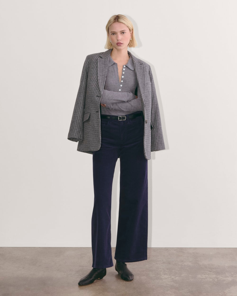 The Mid-Way Pant in Corduroy in Navy — front view