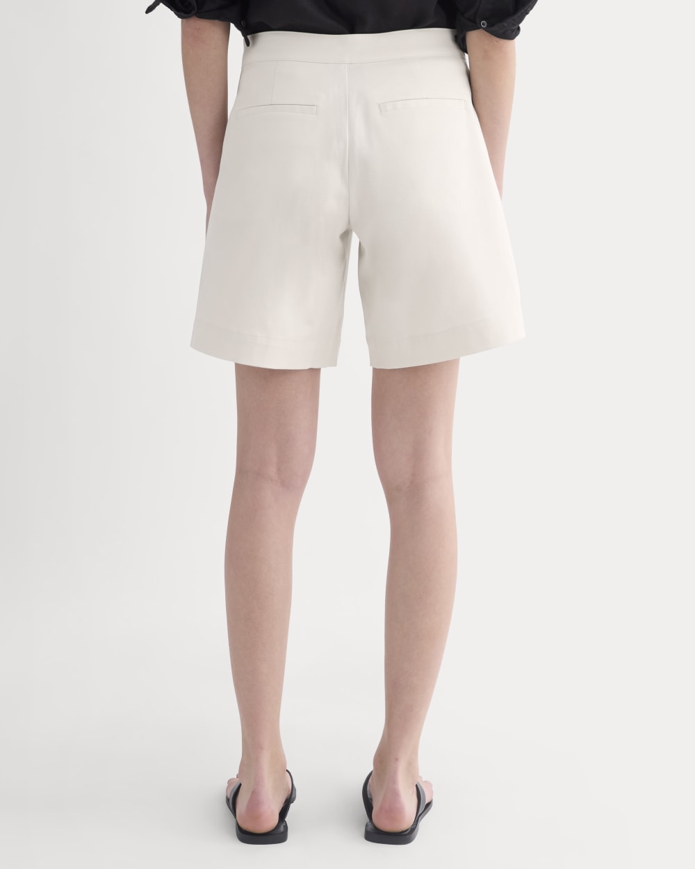 Side-Panel Tailored Short in Birch — detail view