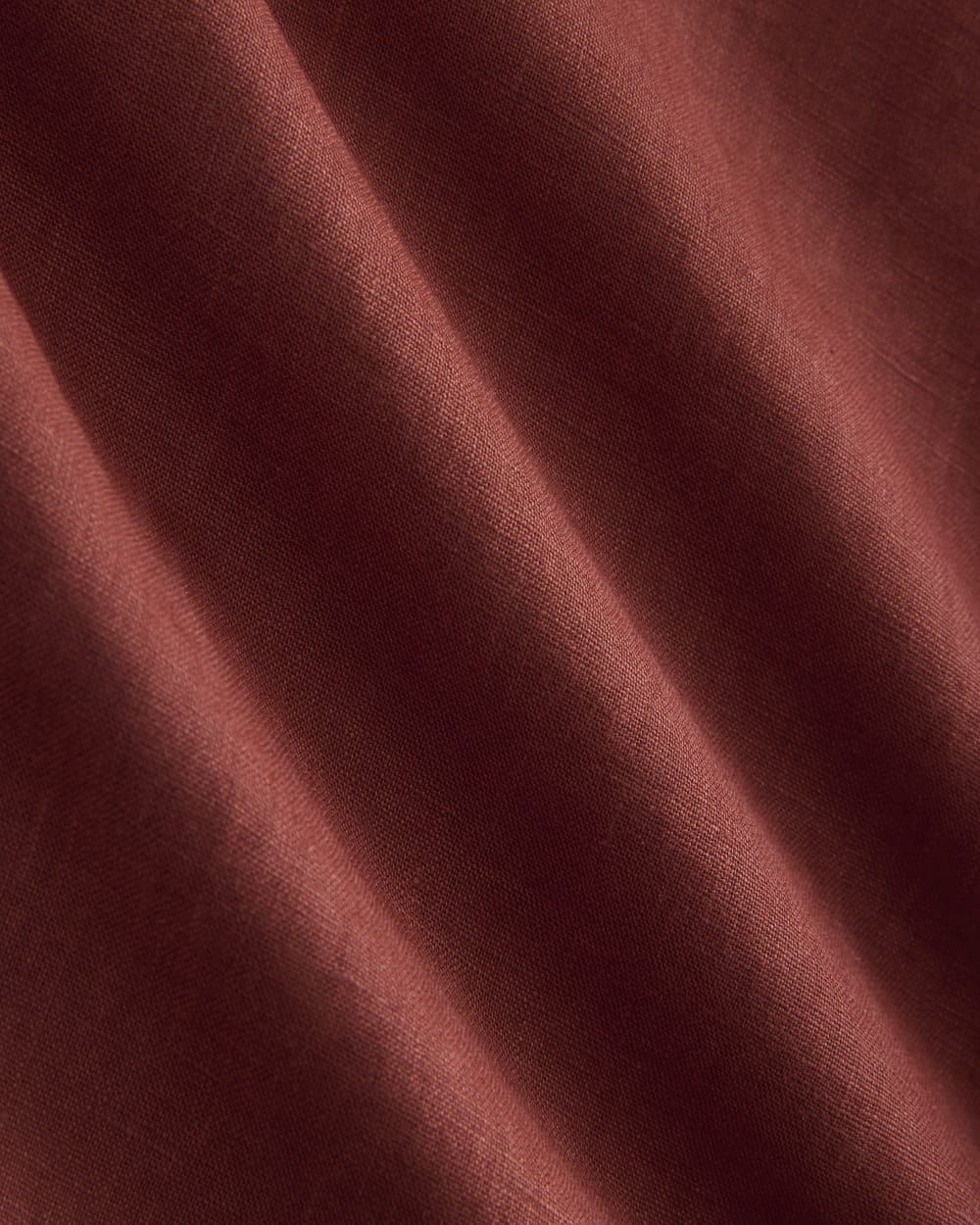 Wide-Leg Drawstring Pant in Linen in Henna Red — detail view