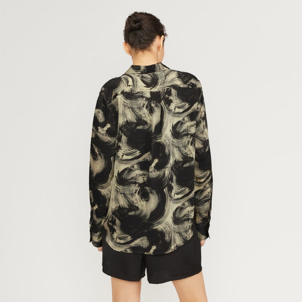 The Satin Relaxed Shirt in Pale Yellow / Black — detail view