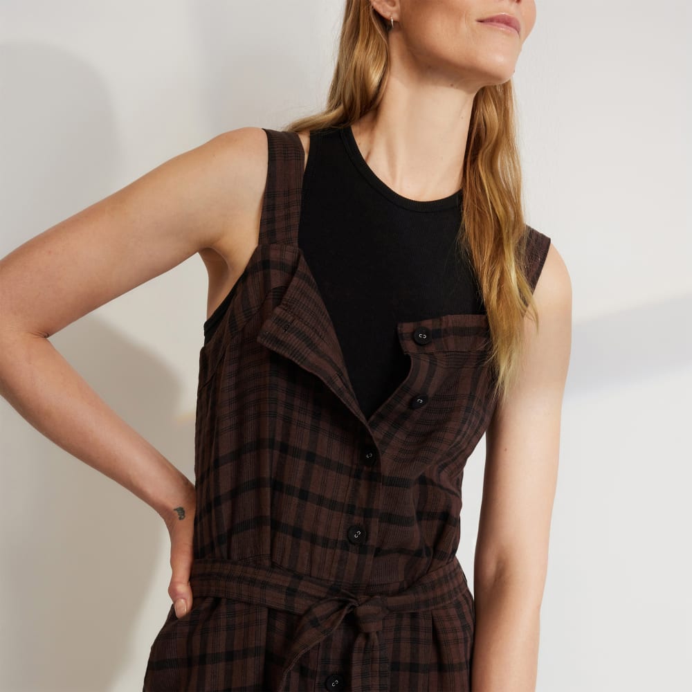 The Linen Jumpsuit in Chocolate Brown / Black — detail view