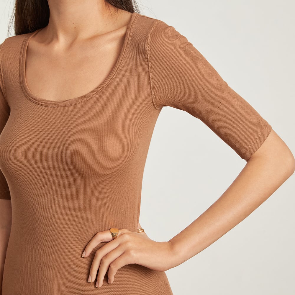 The Luxe Micro-Rib Scoop-Neck Tee in Tawny Brown — detail view