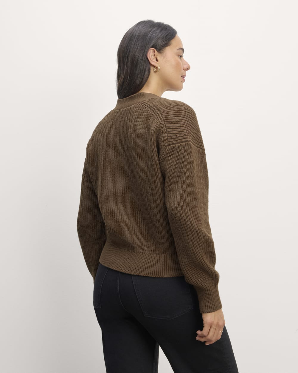The Boxy Cardigan in Everyday Cotton in Cocoa — detail view