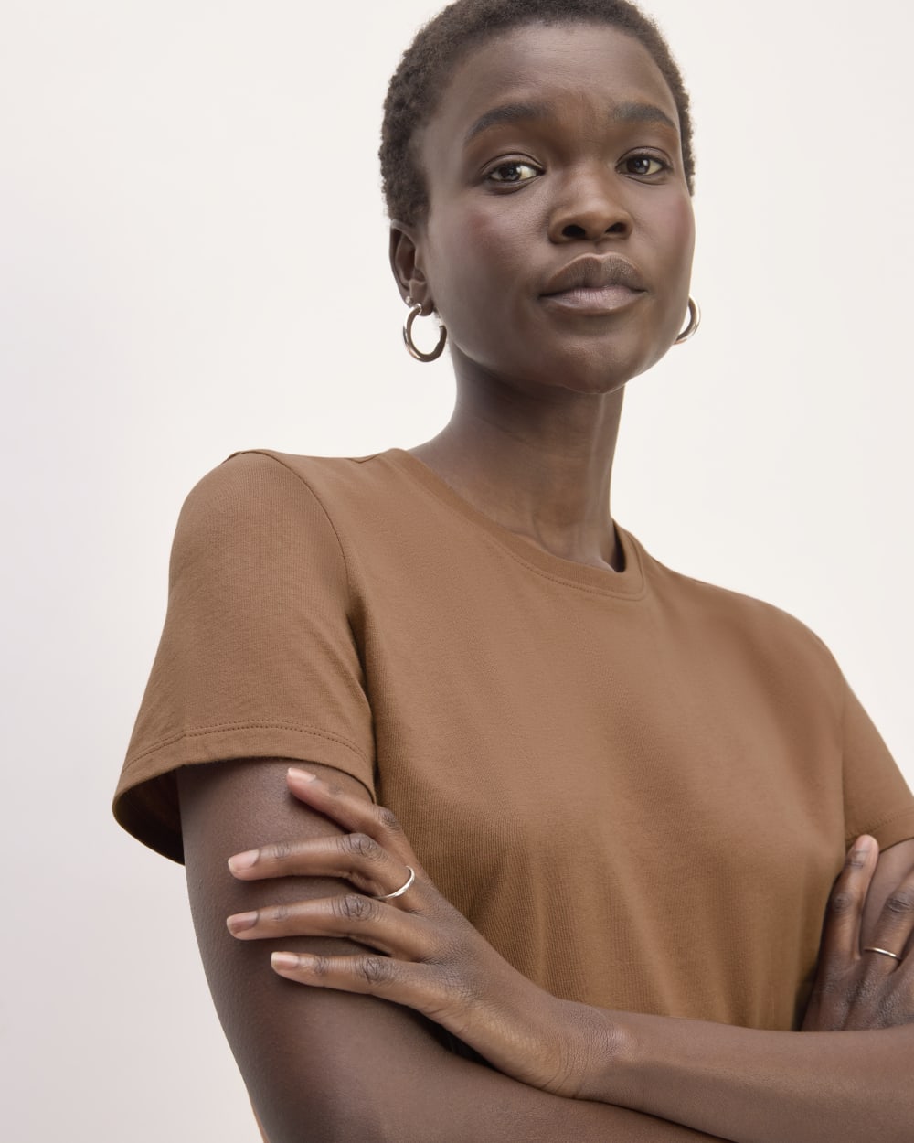 The Slim Crew in Essential Cotton in Carob Brown — detail view