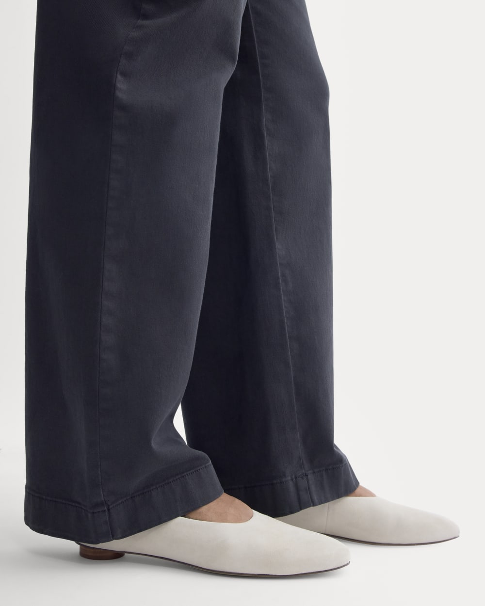 Gallery Square-Toe Flat in Peyote — detail view