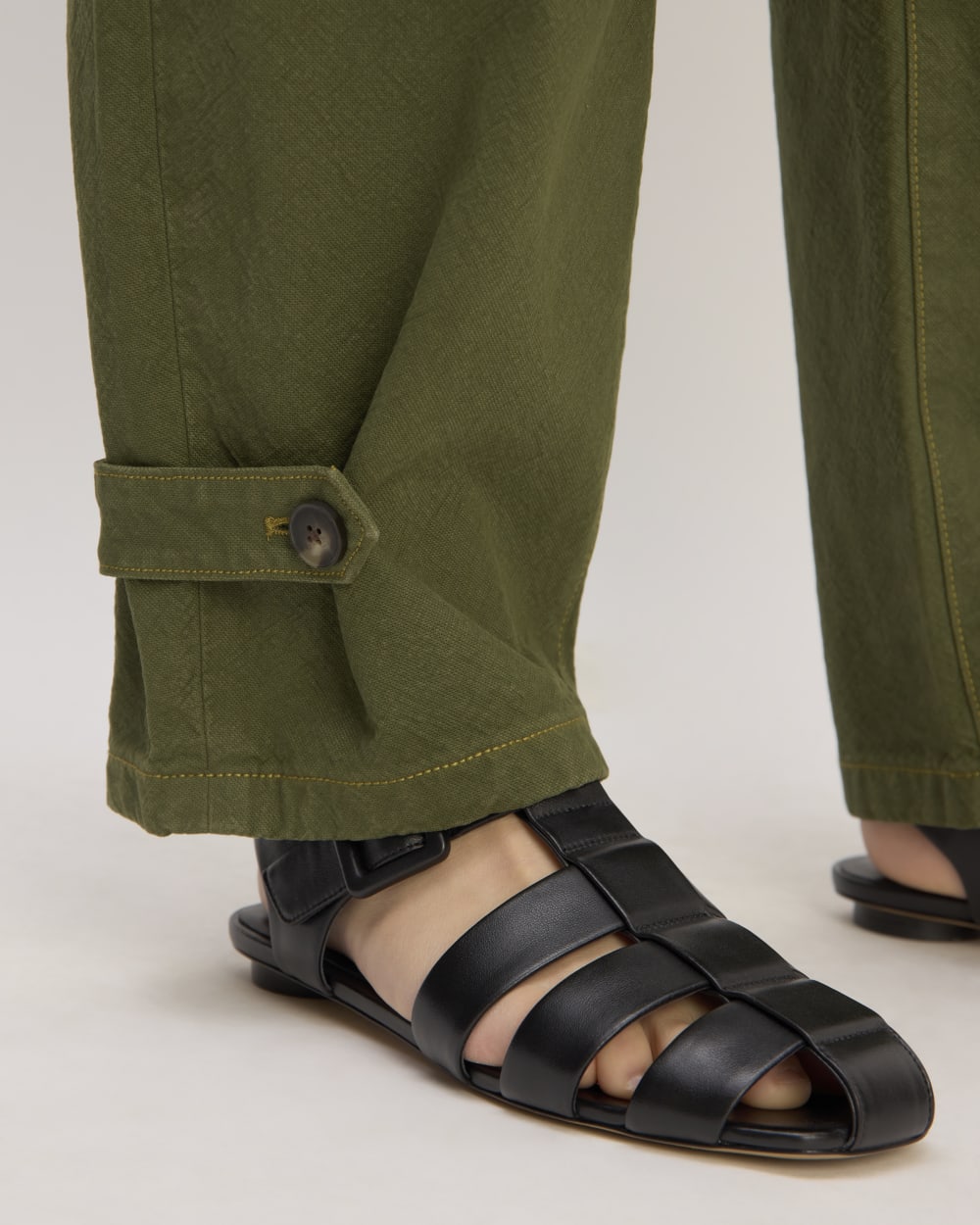 The Everlane x Marques' Almeida Canvas Oversized Barrel Pant in Deep Moss Green — detail view