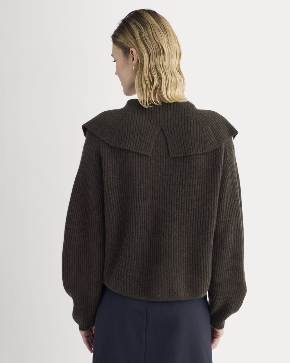 Fisherman Cardigan in Wool Cashmere in Americano Brown — detail view