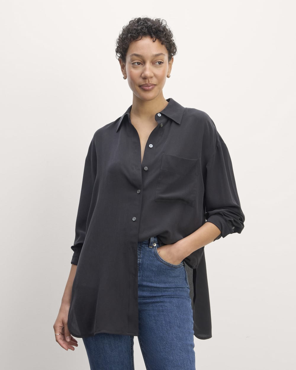 The Boyfriend Shirt in Washable Silk in Black — front view