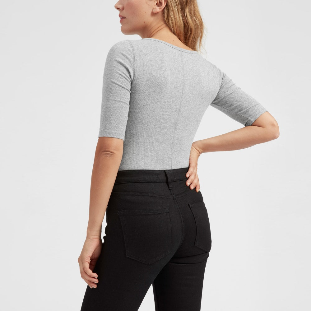 The Luxe Micro-Rib Scoop-Neck Tee in Heathered Grey — detail view