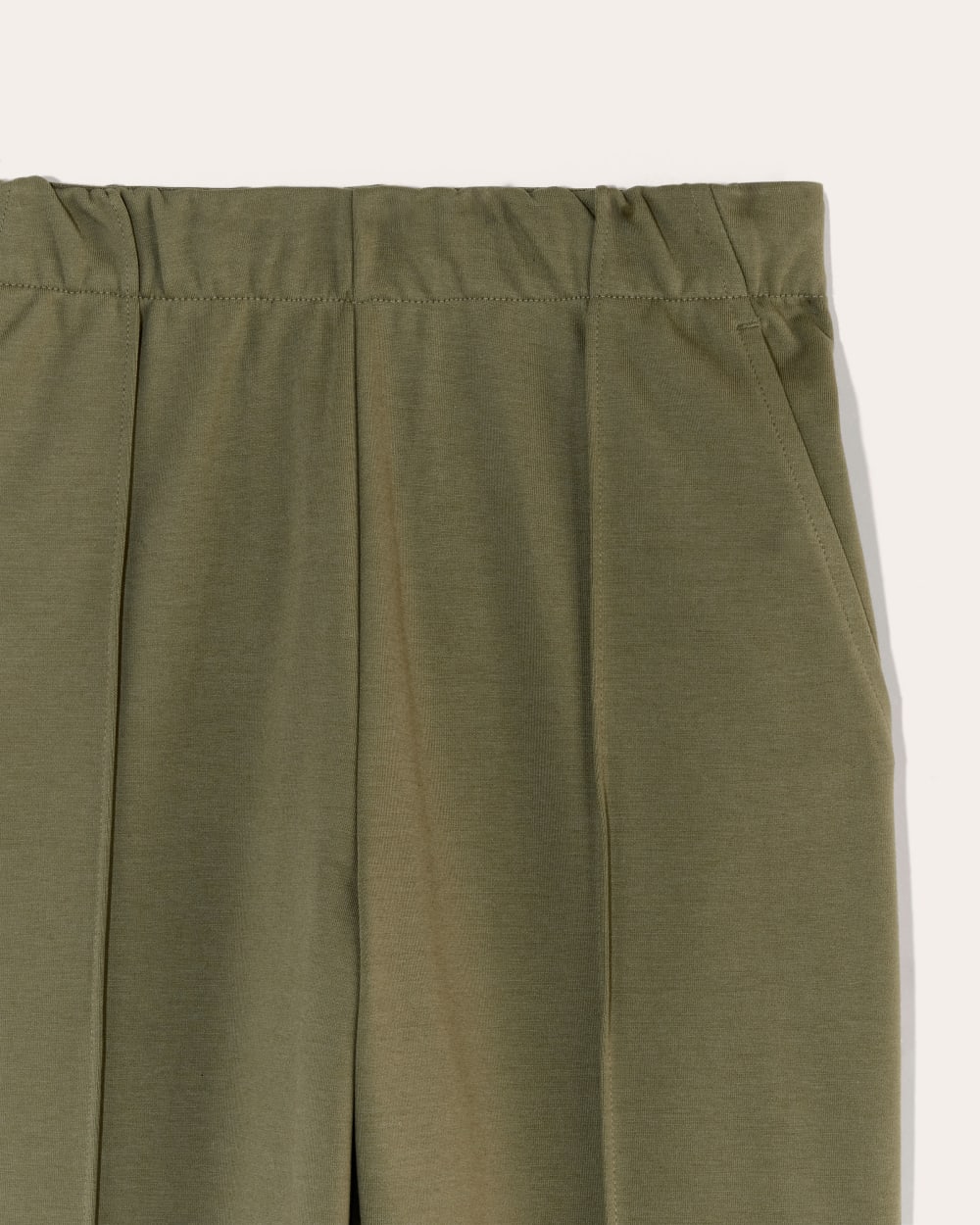The Dream Pant® in Kalamata — detail view