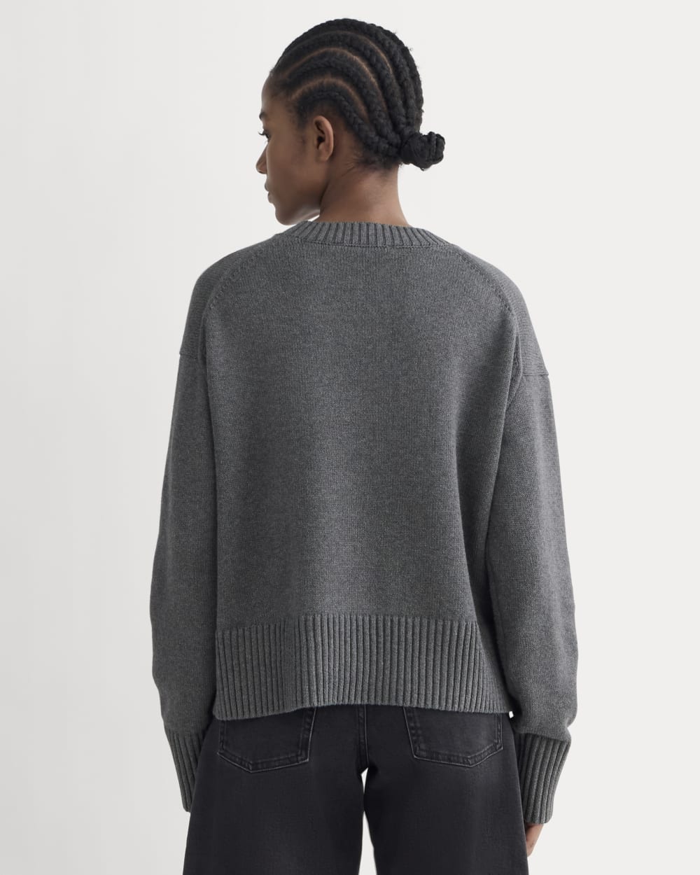 The Boxy Sweater in Everyday Cotton in Heathered Charcoal — detail view