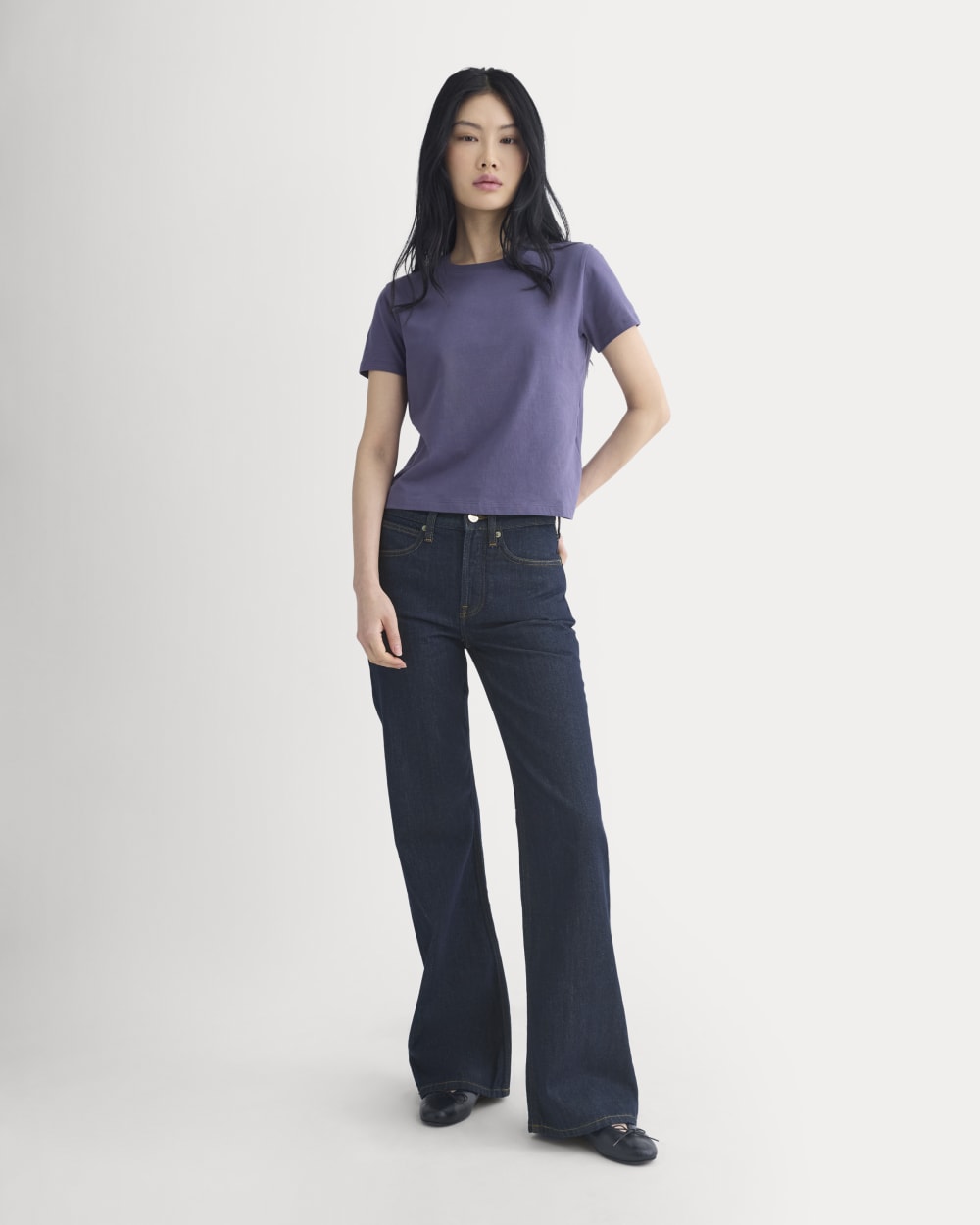 The Box-Cut Tee in Essential Cotton in Graystone — detail view
