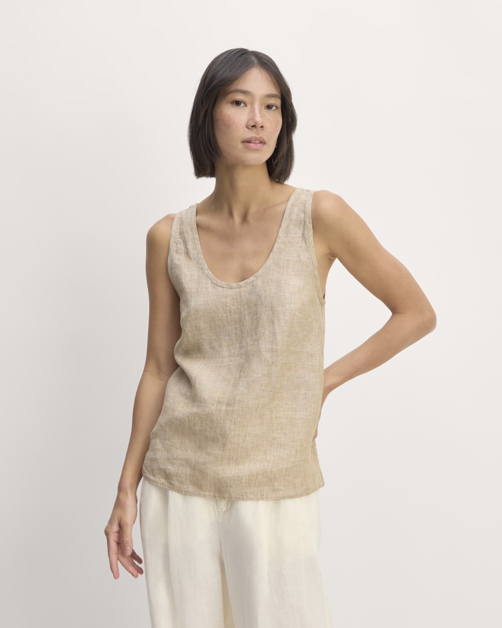 The Scoop Tank in Linen in Cornstalk Chambray — front view