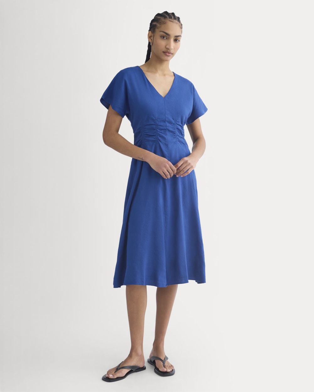 Cinched Dress in Stretch Linen in Estate Blue — detail view