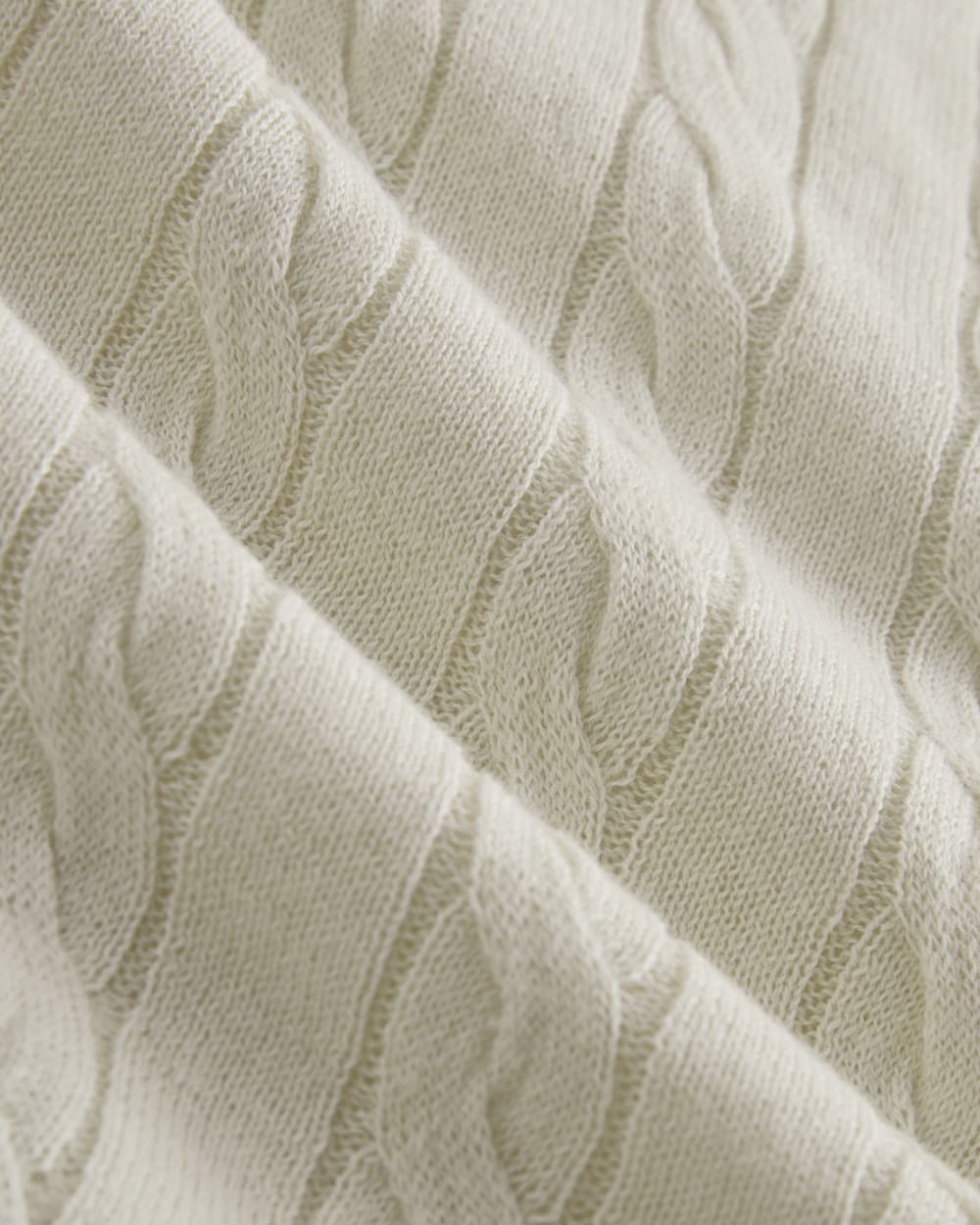 The Cable Crew in Cotton Cashmere in Birch — detail view