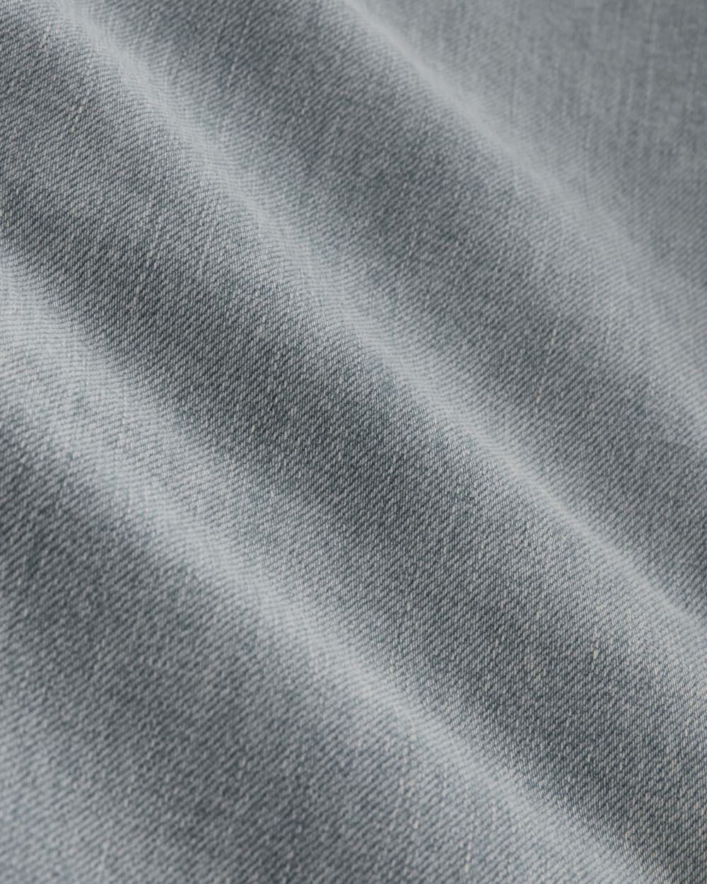 The Way-High® Jean 2.0 in Light Indigo — detail view