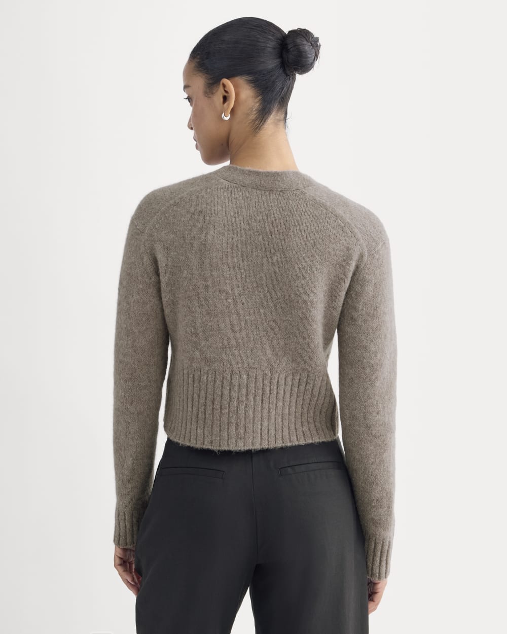 High V Cropped Cardigan in Alpaca in Taupe Melange — detail view