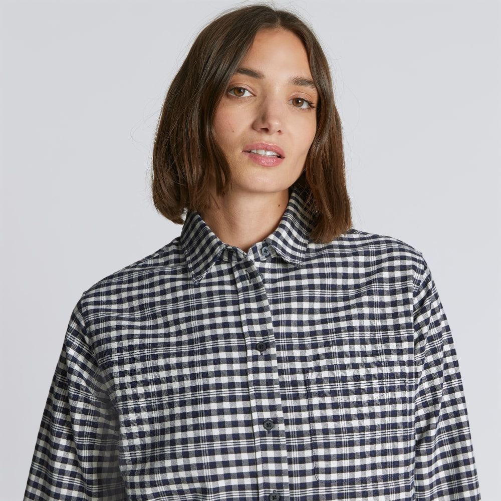 The Must-Have Oxford Shirt in Ocean Cavern Plaid — detail view