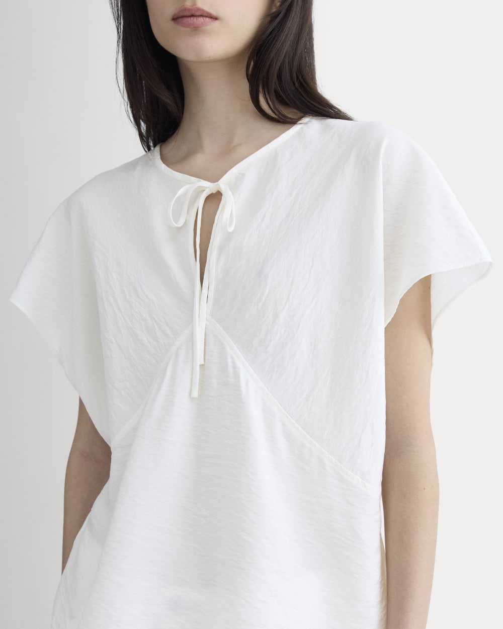 The Keyhole Top in Bone — detail view