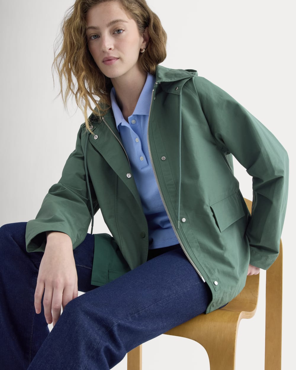 The Short Anorak in Hunter Green — front view