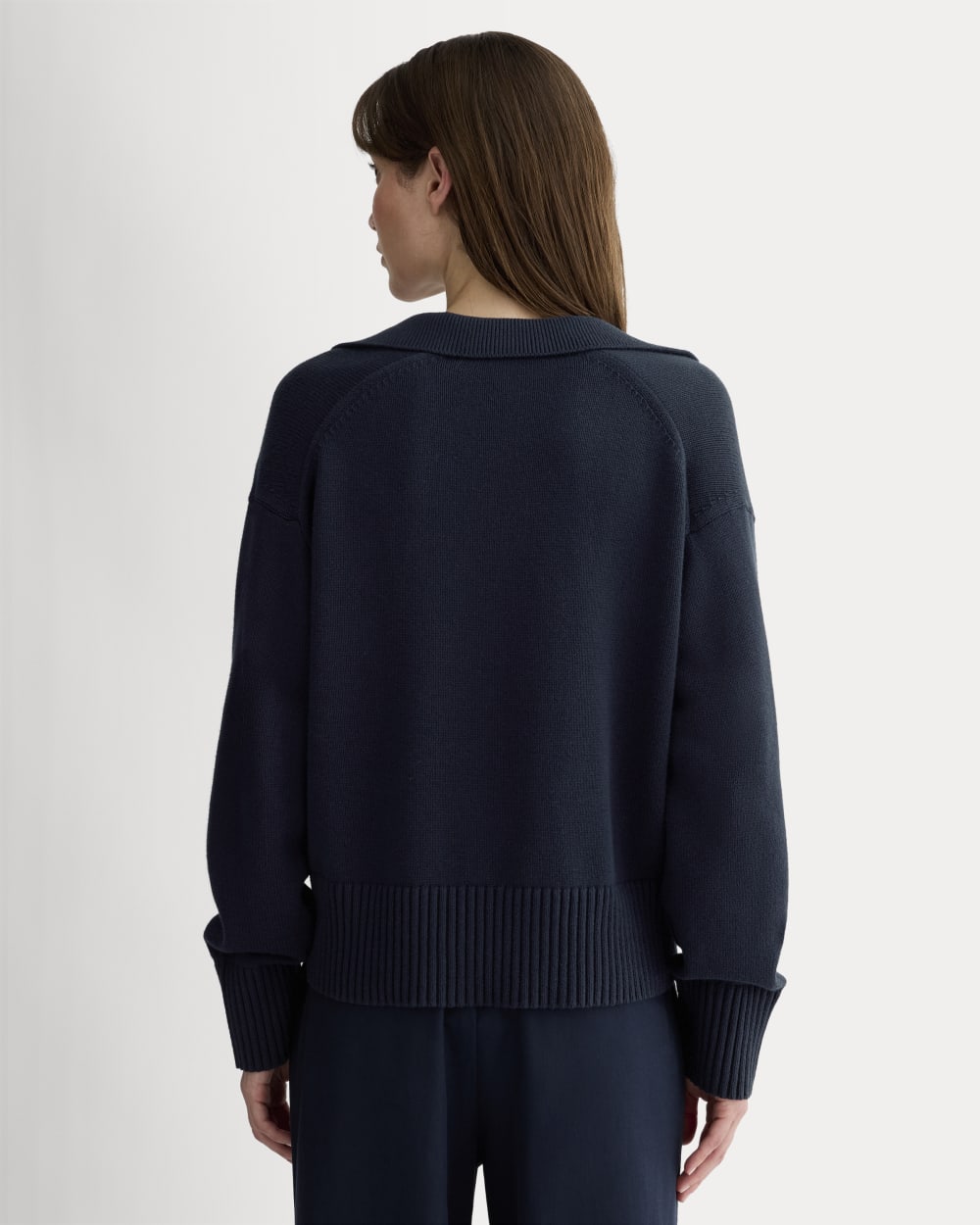 The Boxy Polo in Everyday Cotton in Navy — detail view