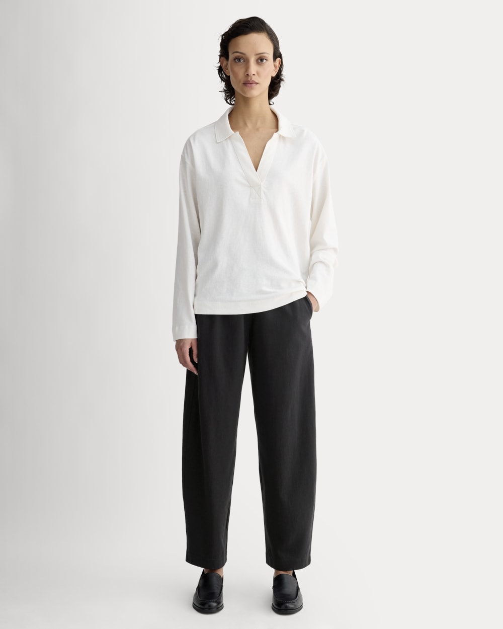 The Off-Duty Barrel Pant in Black — front view