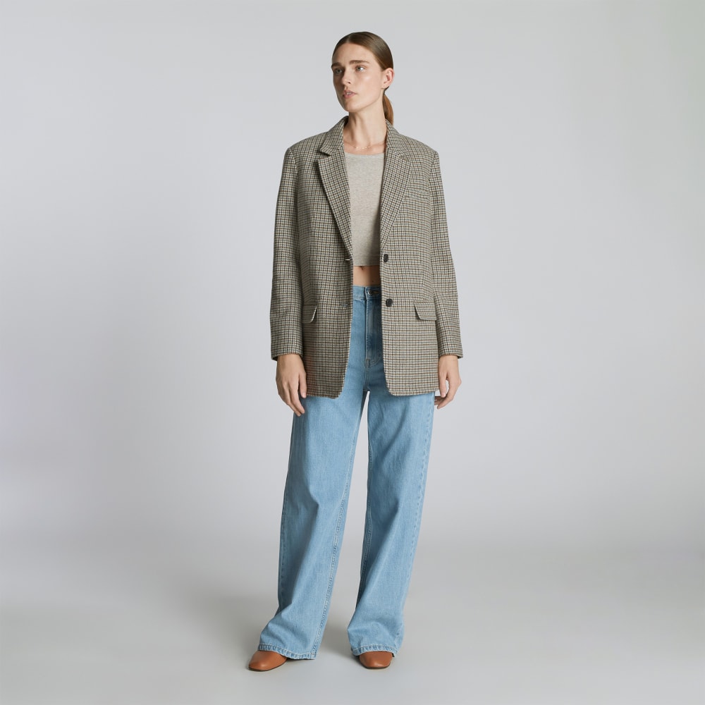 The Oversized Blazer in Wool in Pewter Houndstooth — detail view