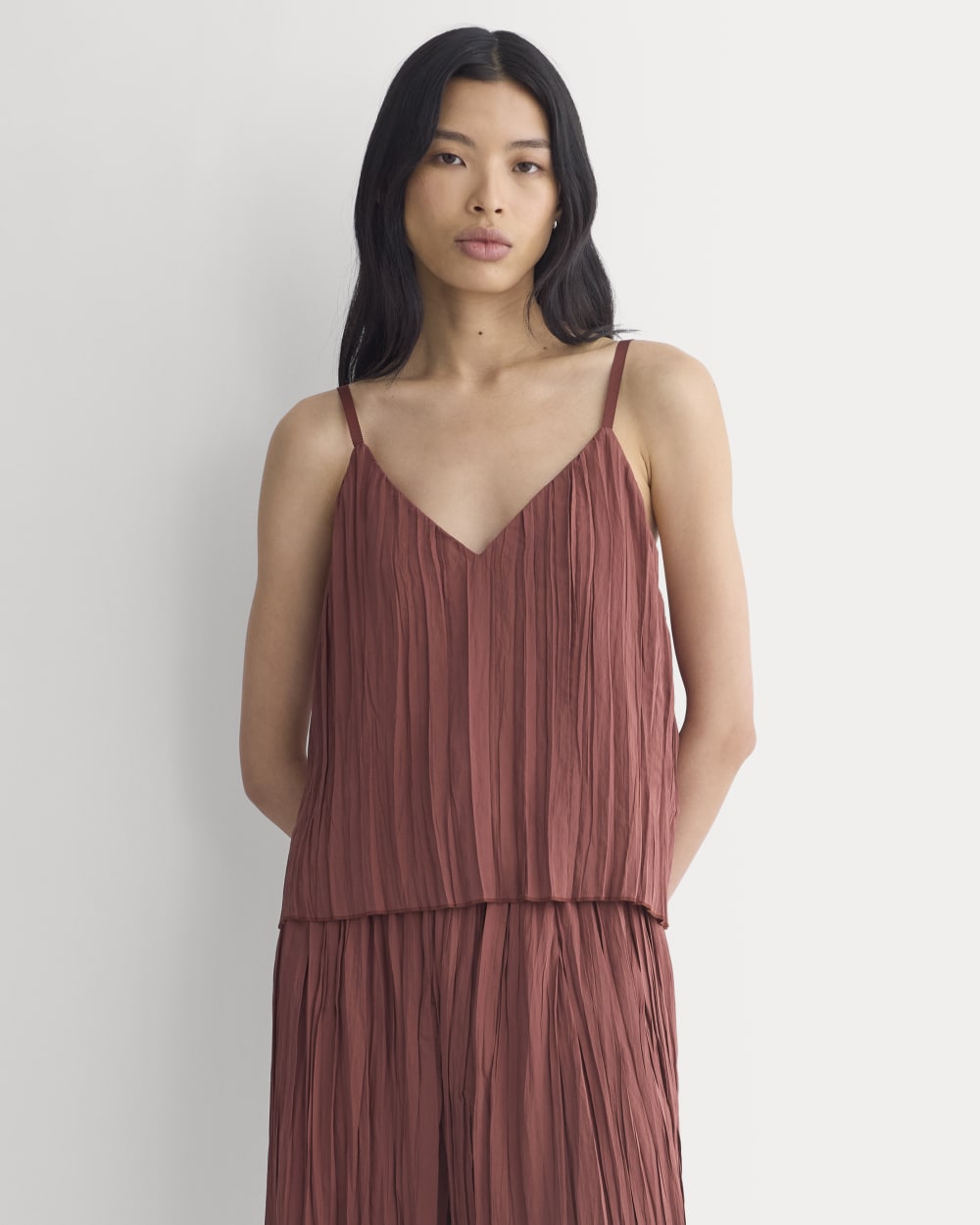 Crinkle Trapeze Tank in Henna Red — detail view