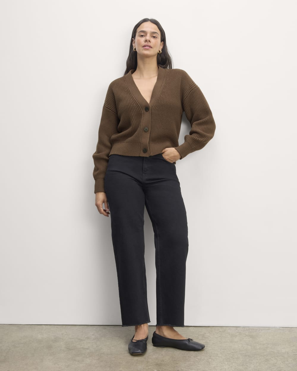 The Boxy Cardigan in Everyday Cotton in Cocoa — detail view