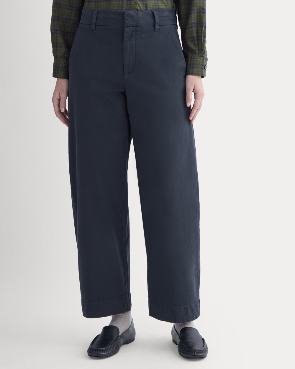 Cotton Twill Chino in Navy — detail view