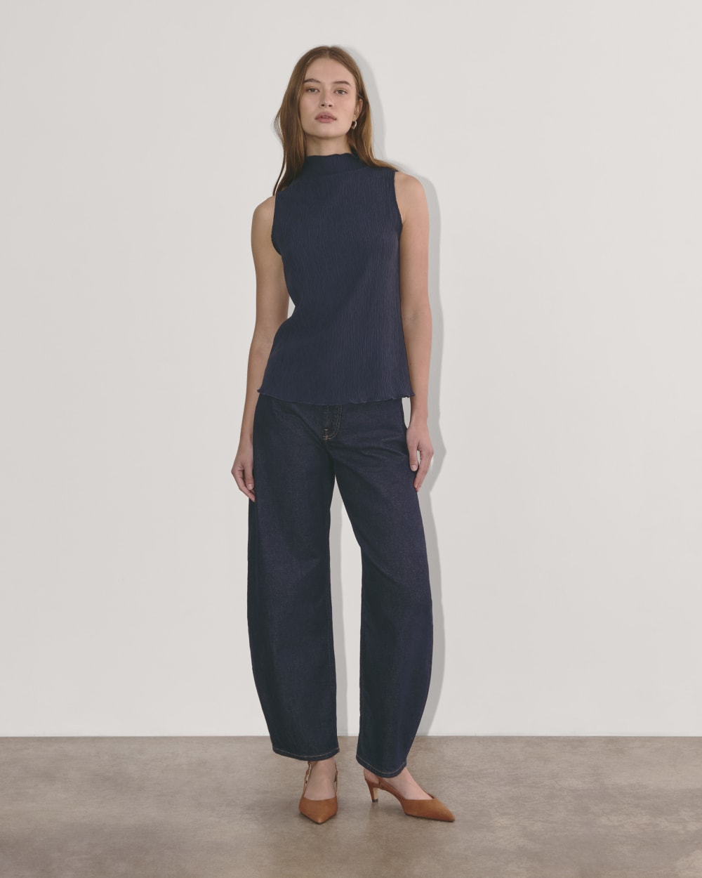 The Crinkle Tank in Navy — detail view