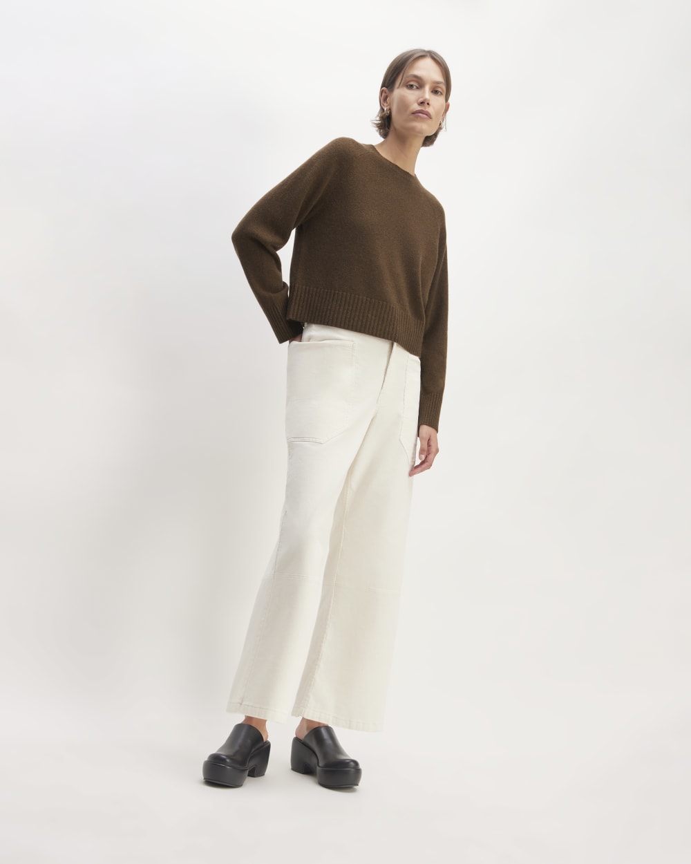 The Boxy Crew in Cashmere in Heather Cocoa — detail view