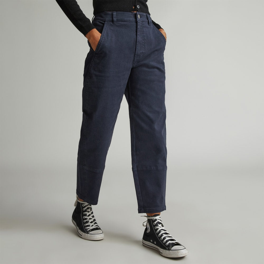 The Utility Barrel Pant in Navy — detail view