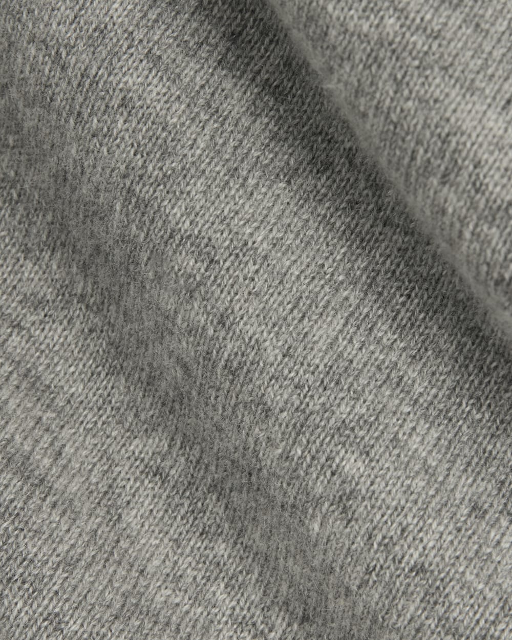 The Classic Tank in Cashmere in Light Heather Grey — detail view