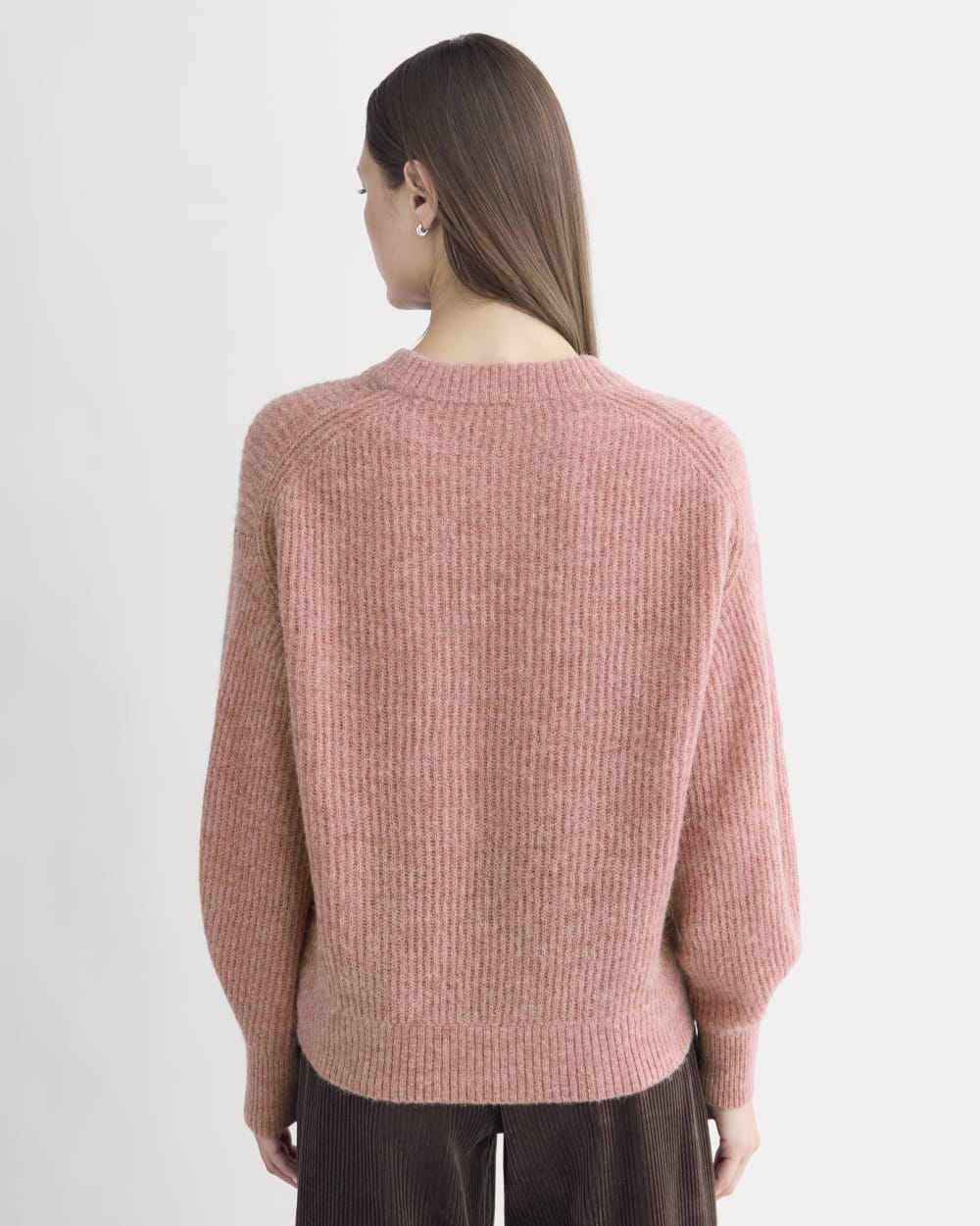 The Cocoon Crew in Alpaca in Heather Ash Rose — detail view