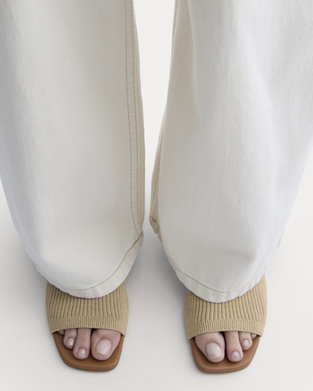 The Glove Mule in ReKnit in Raffia — detail view