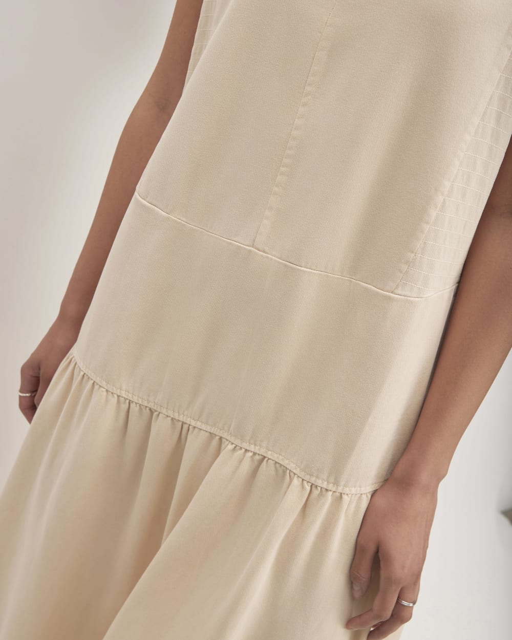 The TENCEL™ V-Neck Dress in Whisper Pink — detail view