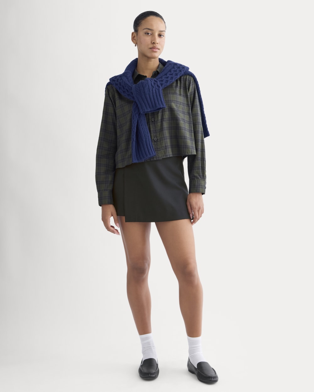 The Way-Short Shirt in Silky Cotton in Duffle Bag Plaid — detail view